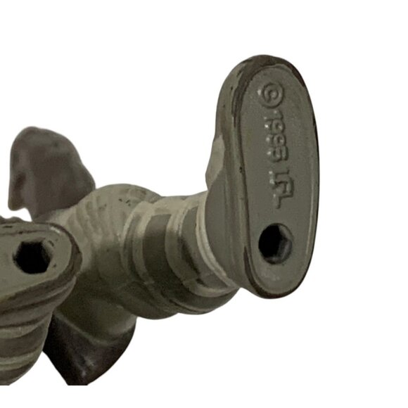 1995 Kenner Hans Solo Articulated Action Figure 3.7 Inch - Picture 4 of 5